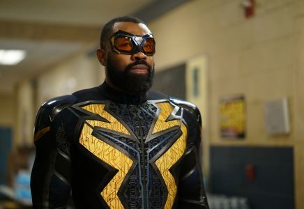 Black Lighting 4x02 Review - Tires Still Spinning | Batman News Black Lightning Static Shock, Cress Williams, James Remar, Supergirl 2015, Cw Dc, China Anne Mcclain, Promotional Photos, Arte Dc Comics, Thunder And Lightning