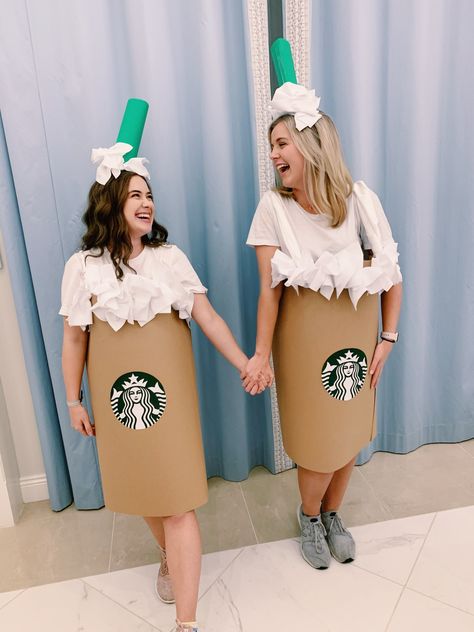 Starbucks Frappuccino, Tree Skirt, Costume Halloween, Tree Skirts, Halloween Costumes, Coffee, Skirt, Halloween