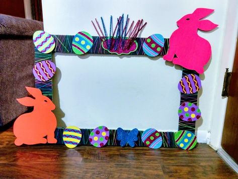 Happy Easter Frames For Photos, Easter Photo Frames, Easter Picture Frames, Marco Selfie, Easter Party Games, Photo Frame Crafts, Easter Crafts Preschool, Easter Frame, Easter Tops