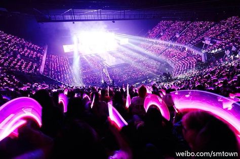 160130 Girls' Generation the 4th Tour 'Phantasia' in Bangkok Thailand SNSD Itzy Ocean, Itzy Concert Ocean, Foreign Girl, Itzy Concert, Lion Heart, Anime Ninja, Concert Aesthetic, Bts Concert, Bangkok Thailand