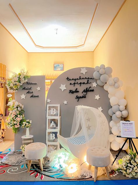 Cradle Function Decoration, Backdrop Aqiqah Simple, Aqiqah Decoration Simple, Akikah Decoration, Decor Aqiqah Baby Boy, Baby Chathi Decoration, Backdrop Aqiqah, Decor Aqiqah, Aqiqah Decoration