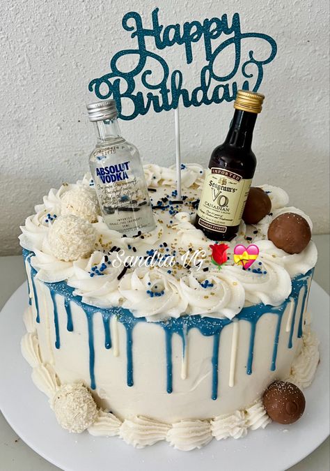 Birthday Inpos, 21st Birthday Cakes For Men, Birthday Cake Vodka, Simple Anniversary Cakes, Vodka Cran, 70th Cake, Cake Vodka, Flower Cake Design, 22nd Birthday Cakes