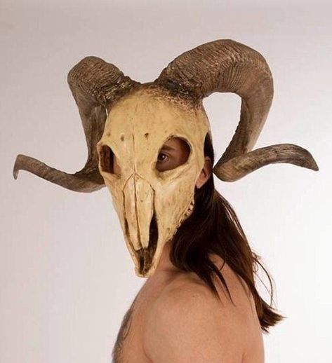 Animal Skull Helmet, Ram Skull Mask, Skull Mask Character Art, Animal Skull Mask, Character Art Drawing, Bone Mask, Mask Character, Goat Mask, Helmet Drawing