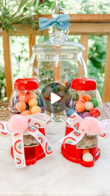 Ashley Temple on Instagram: "Comment BUBBLE and I’ll send you the links to this mini bubble gum machine! 

🪩These mini gumball machines make such a fun party favor or end of school year gift ! 

🪩They come fully assembled 👏🏻 you have to add small gum-balls. You could easily add on a ribbon or leave them plain digital tags would work too! 

#partyideas #partyfavors #kidspartyideas #diymom #diyparty #diypartydecor #amazonfinds #founditonamazon" Gum Machine, Bubble Gum Machine, Gumball Machines, End Of School Year, Mom Diy, Gumball Machine, End Of School, Diy Party Decorations, Diy Party