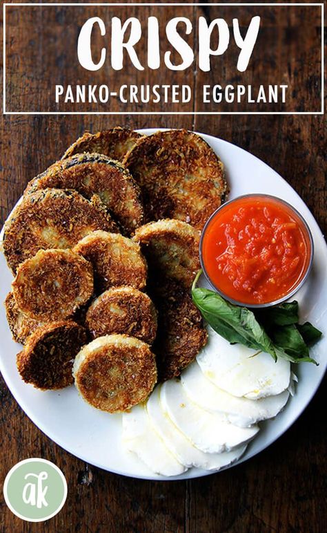 Deconstructed Eggplant Parmesan! These crispy rounds of eggplant parmesan are irresistible, and with a few slices of good bread, you can make a meal out of them. When I can't muster the energy to make a full-blown eggplant parmesan, this is the recipe I turn to. #eggplant #parmesan #summer #easy #deconstructed Panko Crusted Eggplant, Deconstructed Eggplant Parmesan, Panko Eggplant, Crispy Eggplant, Meatless Dishes, Pasta Meals, Eggplant Dishes, Eggplant Parmesan, Presentation Ideas