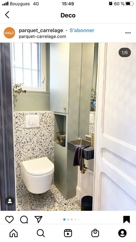 terrazzo mur wc suspendus Wc Terrazzo, Terrazzo Toilet, Terazzo Floor, Terrazzo Wall, Toilet Room Decor, Small Toilet, Toilet Room, Toilet Design, Downstairs Bathroom