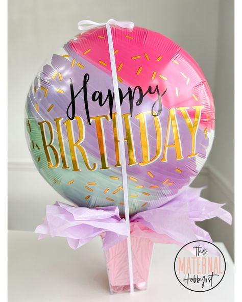 How to Create a DIY Money Train Balloon Surprise – The Maternal Hobbyist Money Train Balloon, Money Balloon, Birthday Money Gifts, Balloon Surprise, Creative Money Gifts, Birthday Money, Graduation Balloons, Proposals Ideas, Diy Money