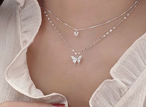 Small Butterfly Necklace, Silver Jewelry Butterfly, Cute Chains, Silver Butterfly Jewelry, Small Butterflies, 2 Butterflies, Butterfly Necklace Silver, Silver Butterfly Necklace, Hypoallergenic Necklace