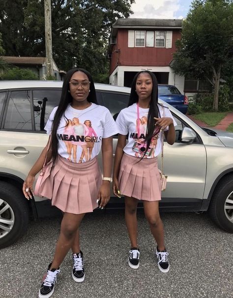 Follow @IcyyGenie🧞‍♀️❄️ for more. Bestie Outfits, Matching Outfits Best Friend, Squad Outfits, Cute Birthday Outfits, Best Friend Outfits, Twin Outfits, Swag Outfits For Girls, Bestie Goals, Game Dresses