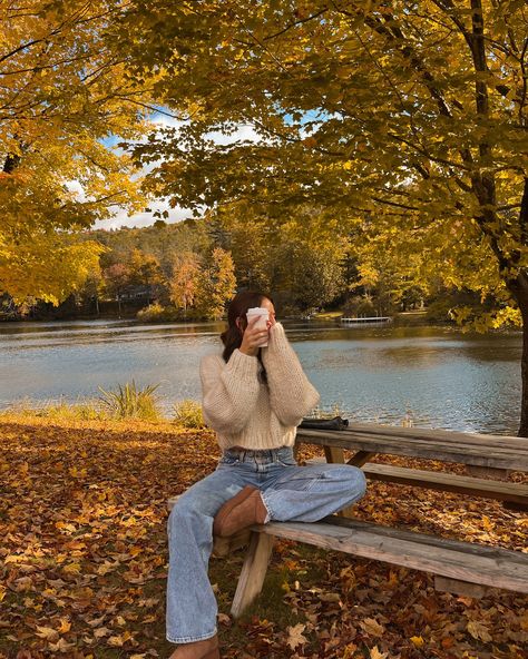 cue gilmore girls theme song 🍂🤎🍁 Gilmore Girls Theme Song, Winter Rainy Day Outfit, Cozy Rainy Day Outfit, Rainy Day Outfit Aesthetic, Rainy Day Outfits, Rainy Day Fashion, Knit Cropped Sweater, Lazy Day Outfit, Day Outfits