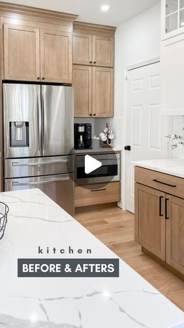 Liz Pacini | DIY + Affordable Home Decor on Instagram: "Comment KITCHEN1 for all the details, info, and links! 🖤  How to you feel about two toned kitchens?! 👇🏼  • Cabinets: uppers are white dove, lowers are husk stain on maple wood by @kraftmaid  • Range hood by @zlinekitchen  • Backsplash: Artisan Frost Ceramic Tile by @flooranddecor  • Flooring: Point Reyes by @malibuwideplank • Counters are quartz from a local supplier in Knoxville!  #kitchendesign #woodandwhitekitchen #kraftmaidcabinets #hometransformation #kitchenremodel" Off White Kitchen Cabinets With Tile Floor, Two Tone Kitchen Backsplash Ideas, Brown Lowers White Uppers, Maple Truffle Kitchen Cabinets, White And Tan Kitchen Cabinets, Kraftmaid Shortbread Cabinets, White Maple Kitchen Cabinets, Two Tone Wood Kitchen, Maple Latte Cabinets