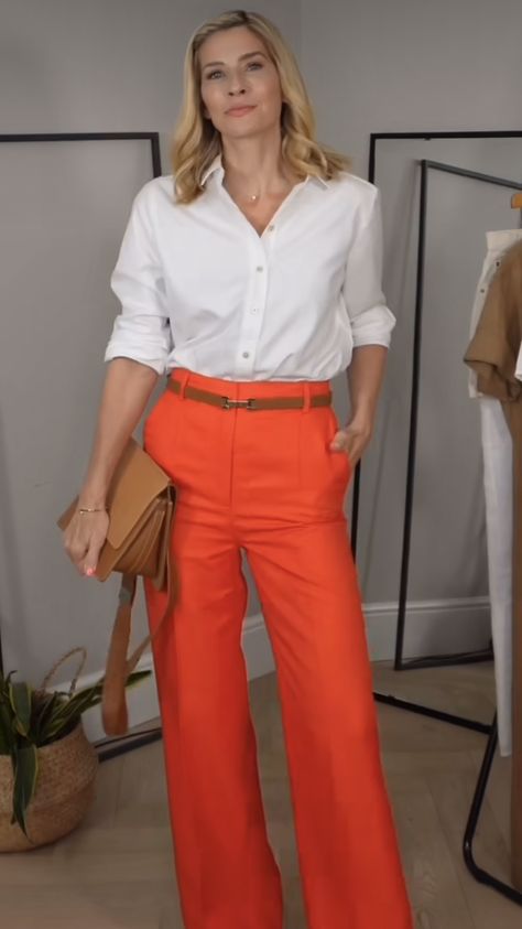 Outfits With Orange Pants, Orange Trousers Outfit, Outfits With Orange, Trousers Outfit Work, Orange Trousers, Trouser Outfit, Orange Pants, Pants Summer, Work Outfits