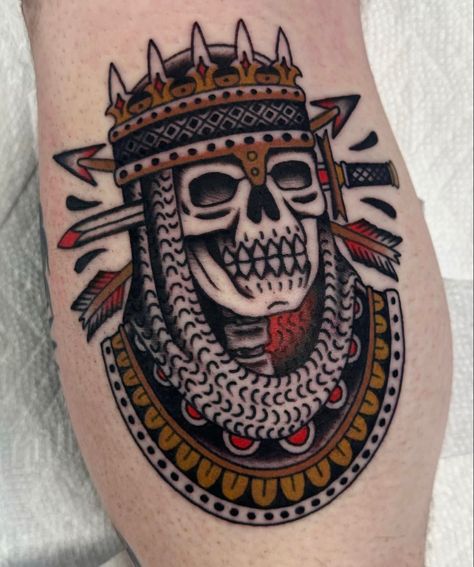 Traditional Tattoo Drawings, Americana Tattoo, Traditional Tattoo Flash Art, Traditional Tattoo Old School, Traditional Tattoo Inspiration, Medieval Tattoo, Tomb Kings, Army Tattoos, Knight Tattoo