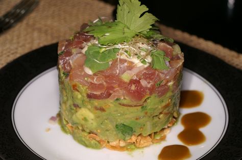 Ahi Poke Stack with Avocado---serve with baked wontons & wasabi Poke Stack, Tuna Appetizer, Baked Wontons, Yuzu Kosho, Ahi Poke, Creative Recipes, Chef Inspiration, Wontons, Hawaiian Food