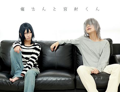 Miyamura and Kyousuke. Haha I love this!! Horimiya cosplay. I would love to see someone cosplay the scene where these two and Hori were watching horror movies together. lol. Miyamura Cosplay, Horimiya Cosplay, Kyousuke Hori, Watching Horror Movies, Fine Shyt, Disney Cosplay, Anime Cosplay, The Scene, Anime Style