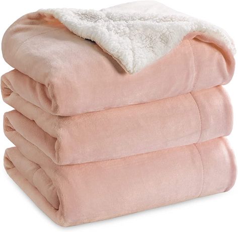 Bedsure Sherpa Fleece Blanket Queen Size - Fluffy Microfiber Solid Blankets for Bed Large Throw, Peach Blush, 220x240cm : Amazon.co.uk: Home & Kitchen Sherpa Sofa, Surgery Recovery Gift, Blankets For Bed, Best Bedding, Blankets For Winter, King Size Blanket, Fall Blanket, Queen Size Blanket, Fuzzy Blanket