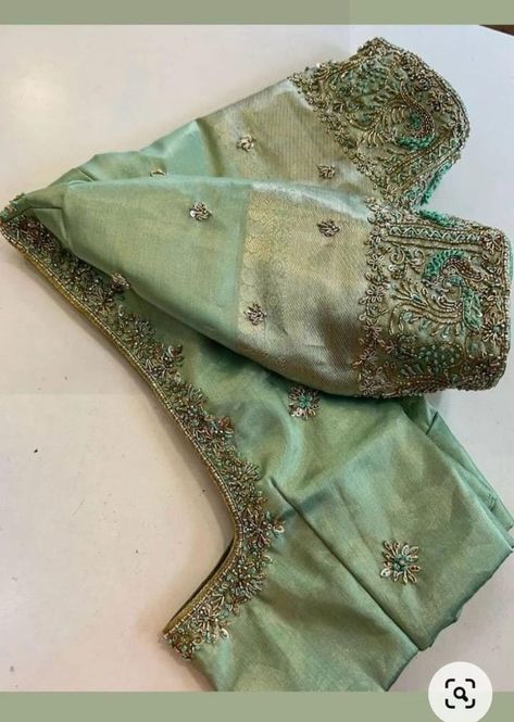 Simple Bridal Maggam Work Blouses, Latest Blouse Designs Pattern Party Wear, Blouse Embroidery Designs Latest, Marriage Blouse Designs Latest, Handwork Blouse Design Latest, Heavy Maggam Work Blouse Designs Latest, Simple Work Blouse Designs Latest, Engagement Blouse Designs, Party Wear Blouse Design