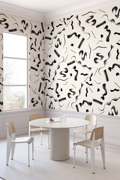 Design a striking aesthetic interior with Drop It Modern's new Fusilli mural design. Available in 6 neutral colours, it features energetic brushstrokes that give your walls energy and movement - perfect for a modern dining room. Explore the collection of easy-to-install modern interior design wallpapers online. Interior Design Wallpaper, Pearl Wallpaper, Aesthetic Interior, Wallpaper Interior Design, Neutral Wallpaper, Neutral Interiors, Neutral Colours, Mural Design, Wallpaper Removable