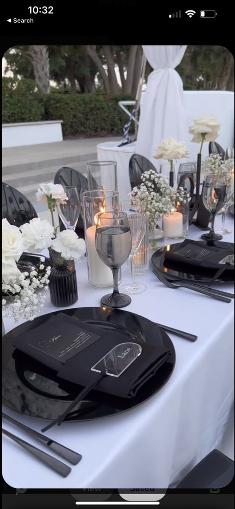 Wedding Black Decorations Classy, Mirror Top Table Wedding Receptions, Black And White Party Ideas For Men, Black Apothecary Jars, Modern Black And White Wedding Decor Table, All Black Wedding Black People, Black And White Elegant Party Decor, Black And Grey Wedding Decorations, White And Black Dinner Party