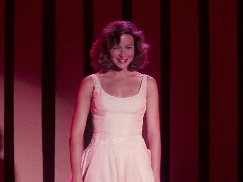 Dirty Dancing - Baby's Dress for the final dance, (I've Had) The Time of my Life. Jennifer Grey Dirty Dancing, Baby Dirty Dancing, Barbie Pegasus, Throwback Movies, Patrick Swayze Dirty Dancing, Dirty Dancing Movie, 1980s Films, Jennifer Grey, Beloved Movie