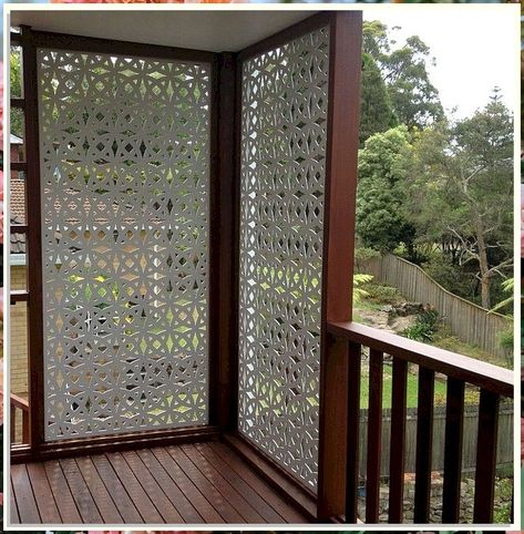 Looking for a way to keep your outdoor privacy screens looking pristine? Try outdoor privacy screens from Window World! Our screens are designed to block out the sun, wind, and rain while still letting in the natural light. We have a variety of screen sizes and styles to choose from, so you can find the perfect one for your home. Cheap Privacy Fence, Porch Privacy, Diy Privacy Fence, Privacy Ideas, Deck Privacy, Privacy Fence Designs, Patio Privacy, Cheap Backyard, Backyard Privacy