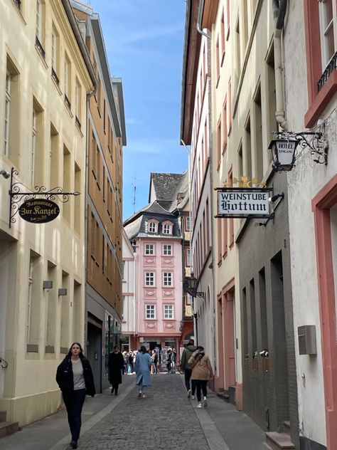 Walking around in mainz, instagram pictures Mainz Germany, Lost In Translation, Aesthetic Photos, Aesthetic Photo, Instagram Pictures, Munich, Instagram Story, Germany, Walking