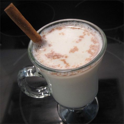 Dreamy Nighttime Drink Pregnancy Drinks, Nighttime Drink, Comfort Drinks, Warm Milk And Honey, Healthy Bedtime Snacks, Smoothie Drink Recipes, Winter Drinks, Flavored Milk, Milk Honey