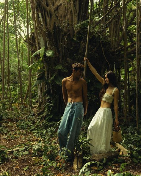 Scenes from the jungle & a dip in the water 🌴 Summer Of Love Aesthetic, Jungle Clothing, Summer Love Aesthetic, Life Below Water, Vibe Pics, Wild Aesthetic, Jungle Outfit, Men In Love, Jungle Aesthetic