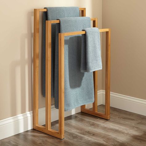 Bath Towel Hanging Ideas, Towel Rack Bathroom Hanging Ideas, Wood Towel Holder, Wooden Towel Rack, Bathroom Storage Over Toilet, Diy Towel Rack, Blanket Rack, Bath Towel Holder, Diy Towels