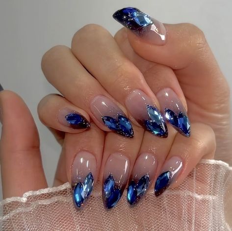 Galaxy Acrylic Nails, Blue Crystal Nails, Winter Nails Design, Nails Galaxy, Moodboard Wallpaper, Blue Prom Nails, Classy Almond Nails, Hard Gel Nails, Fantasy Nails