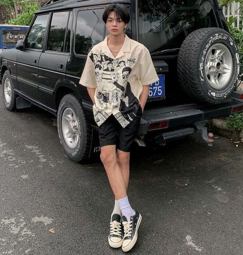 Kpop Summer Outfits Men, Summer Aesthetic Fits Men, Aesthetic Outfit Men Summer, Teenager Boys Outfits, Outfits Aesthetic Men Summer, Aesthetic Mens Outfits Summer, Guys Summer Fashion, Casual Summer Outfits Men Street Style, Summer Men Outfit Aesthetic