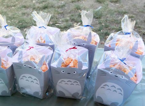 Totoro Party Decorations, Totoro Party, Birthday Giveaways, 17th Birthday, 11th Birthday, 20th Birthday, Gender Neutral Baby Shower, Birthday Favors, 7th Birthday