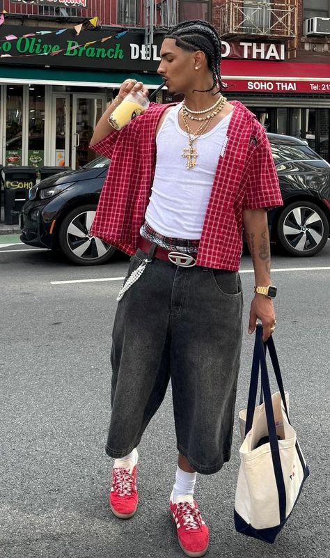 Street Style Outfits Men Summer, Y2k Fit Inspo Men, Guys Club Outfit, Summer Fits Aesthetic Men, Street Wear Men Aesthetic, Soulja Boy Outfits, Summer Outfits Men Aesthetic, Summer Drip, Y2k Outfits Men