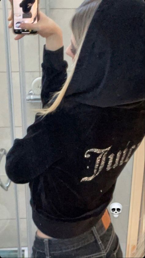 juicy couture tracksuit, y2k, cybery2k Juicy Aesthetic Outfits, Juicy Couture Hoodie Outfit, Black Juicy Couture Outfit, Juicy Couture Sweater Outfit, Juicy Cotoure Fits, Juicy Sweater Outfit, Juicy Couture Jacket With Jeans, Juicy Y2k Outfit, Juicy Zip Up Outfit