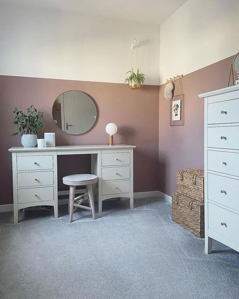 Interior with paint color Farrow and Ball Sulking Room Pink 294 Pink Bedroom Farrow And Ball, Pink Half Wall Bedroom, Dressing Room Paint Colors, Dusky Pink Dressing Room, Dusty Mauve Bedroom, Light Mauve Bedroom, Old Rose Bedroom, Dressing Room Colour Scheme, Dusted Fondant Bedroom