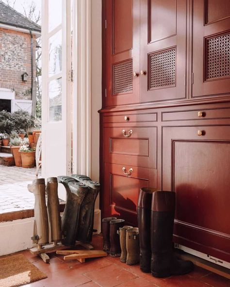 Farrow And Ball Laundry Room, English Utility Room, Farrow And Ball Utility Room, Red Utility Room, Farrow And Ball Deep Reddish Brown, Deep Reddish Brown Farrow And Ball, Red Mudroom, English Boot Room, Red Brown Paint