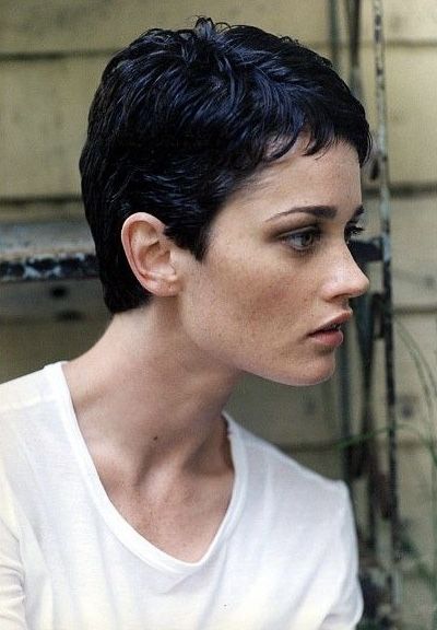 Straight Lobs, Short Hair Highlights, Robin Tunney, Boy Cuts, Lob Haircut, Cut My Hair, Pixie Cuts, Heart Eyes, Pixie Hairstyles