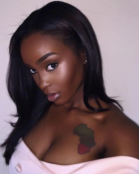 690.5k Followers, 115 Following, 5,802 Posts - See Instagram photos and videos from Dark Skin Women (@darkskinwomen) Dark Skin Aesthetic, Makeup Ideas For Black Women, Makeup Dark Skin, Skin Aesthetic, Makeup Dark, Thick Brows, Dark Skin Beauty, Trendy Makeup, Dark Skin Women