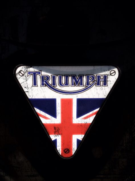 Triumph logo Motorcycle Triumph, Triumph Logo, Triumph T120, Triumph Moto, Triumph Motorbikes, Triumph Rocket, Triumph Cafe Racer, Triumph Motorcycle, Triumph Bikes