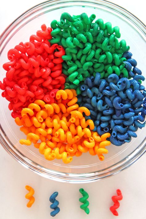 Rainbow Pasta with Butter Garlic Sauce Recipe. This is a fun rainbow inspired pasta dinner that is super easy to make. Grab food coloring or natural coloring, pasta, butter, garlic, and oregano and you'll be set for an easy, delicious dinner! Happy pasta making! #rainbowpasta #priderecipe #pastarecipe How To Color Pasta To Eat, Rainbow Dinner Ideas, Pride Party Food, Pride Food Ideas, Kidcore Food, Coloring Pasta, Rainbow Food Ideas, Pasta With Butter, Rainbow Dinner