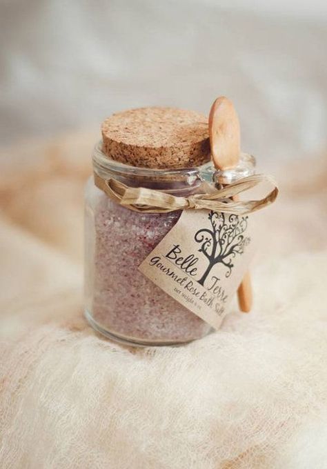 ♥ Bridal shower favor? DIY salt scrub in tiny mason jars? Bath Salt Bridal Shower Favor, Salt Scrub Diy, Bridal Shower Favors Diy, Bath Scrub, Rose Bath Salts, Lavender Bath Salts, Tiny Jars, Rose Bath, Bridal Shower Favor