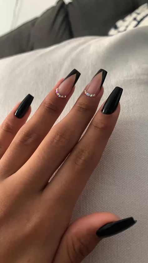 Hoco Nails, Black Acrylic Nails, Black Nail Designs, Classy Nails, Short Acrylic Nails, Nail Arts, Creative Nails, Long Acrylic Nails, Cute Acrylic Nails