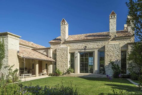 Inside dreamy farmhouse with modern elegance in Maryland countryside Mcalpine House, California Mediterranean, Rustic Mountain Homes, Timeless Interiors, Studios Architecture, Mediterranean Home Decor, Luxury Pools, Mediterranean Home, Mediterranean Homes