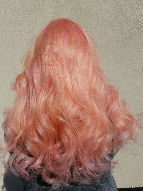 Pink Peachy Hair, Faded Peach Hair, Peachy Pink Outfits, Coral Colored Hair, Light Pink And Ginger Hair, Peachy Coral Hair, Pink Hair For Pale Skin, Light Peach Hair Color, Pinkish Ginger Hair