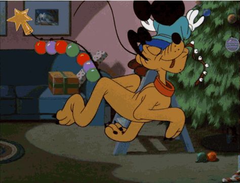 Disney Christmas Cartoon, Christmas Animated Movies, Disney Christmas Animation, Claymation Christmas Movies, Mickey And Friends Christmas, Christmas Tree Gif, Christmas Anime, Anime Disney, Christmas Mickey