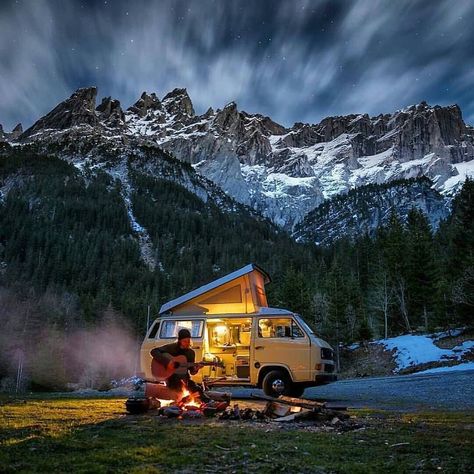 Vans Girl, Camping Photography, Van Living, Travel Van, Nature Adventure, Adventure Camping, Camping Life, Go Camping, Nature Travel