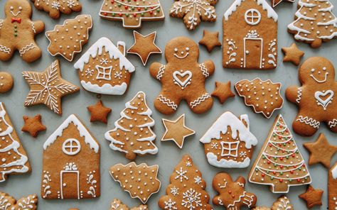 Come fare la glassa per i biscotti di Natale Christmas Gingerbread Cookies, Biscotti Recipe, Delicious Cookies, Felt Food, Best Recipe, Sweet Cakes, Christmas Gingerbread, Yummy Cookies, Christmas Cake