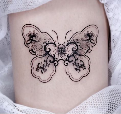 Watercolor Butterfly Tattoo, Black Butterfly Tattoo, Korean Tattoo, Cuff Tattoo, Tattoo Butterfly, Insect Tattoo, Butterfly Tattoos For Women, Gothic Tattoo, Butterfly Tattoo Designs