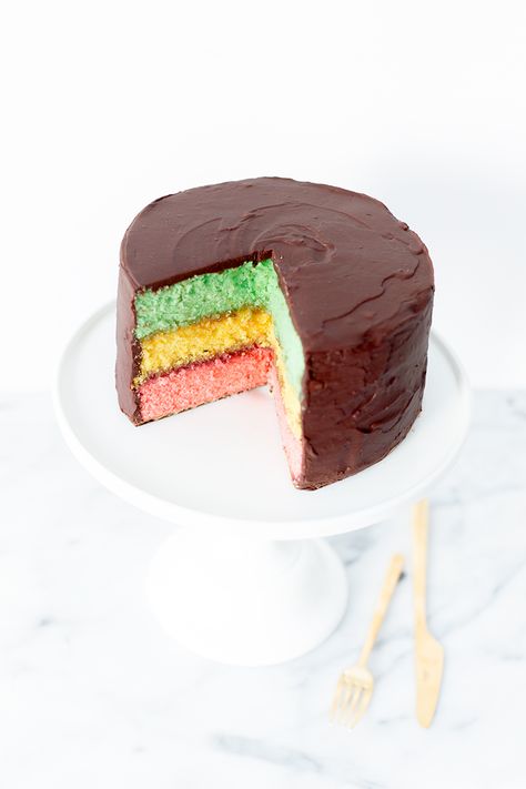 Italian Rainbow Cookie Cake Italian Rainbow Cookie Cake, Sicilian Cookies, Rainbow Cookie Cake, Rainbow Cake Recipe, Italian Rainbow Cookies, Rainbow Cookie, Tasty Cake, Broma Bakery, Potluck Ideas