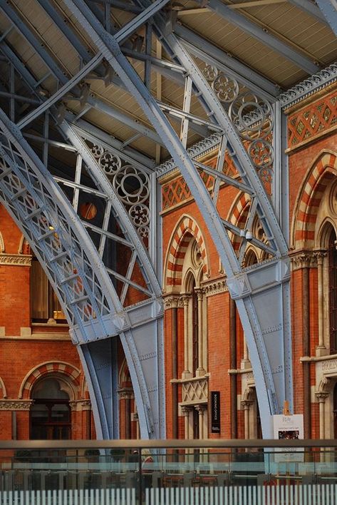 Steel Architecture, Train Station Architecture, Steel Trusses, Old Train Station, Industrial Architecture, St Pancras, Steel Beams, Old Train, Level Design